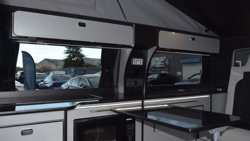 4 berth Volkswagen bus from 2018