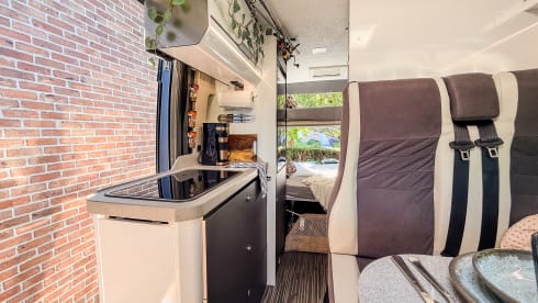 Freddy – Freddy | 4p adventure camper • compact, compleet & off-grid.