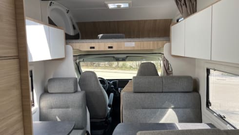 Bavarian Camper 1 – Unglaubliche 7 Schlaf- & Sitzplätze. Der Challenger C 256 - neu 2025!