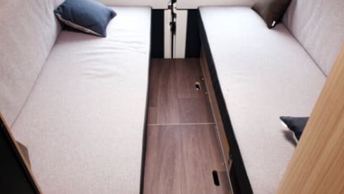 C10 – Sunliving V65 SL 140HP