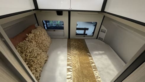 Home away from home – Ultimate enjoyment for 2 - off-grid, winter sports, euro6, built in 2019