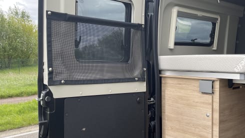 ADRIA Twin 640SLB Supreme AUTOMATIC