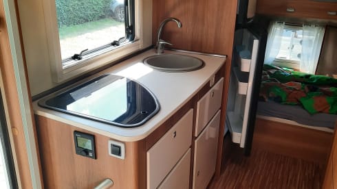 5p Citroën alcove uit 2017