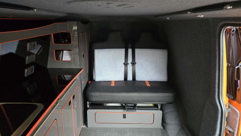 Live your dream – 4 berth Volkswagen campervan from 2018