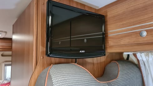 Cozy strong Pössl bus camper, fully equipped!