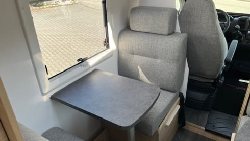 Bavarian Camper 1 – Unglaubliche 7 Schlaf- & Sitzplätze. Der Challenger C 256 - neu 2025!