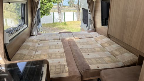 Trend – Cozy 2-6 person fully equipped camper bus 