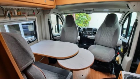 2 + 1 Pössl bus camper from 2018
