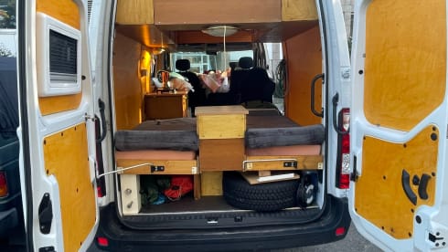 Stealth camper  – 2 berth Renault bus from 2021