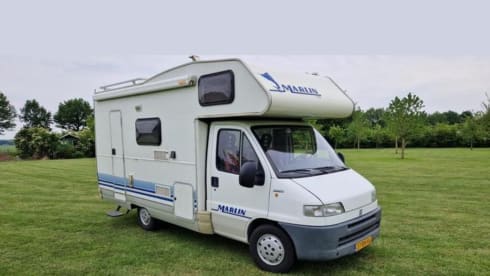 Marietje – Compact yet spacious camper for 6 people