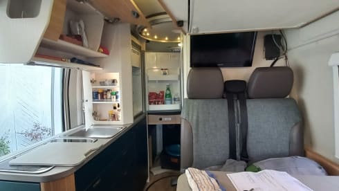 Bob – MAXIVAN KNAUS BOXLIFE 4 Real beds / 2 interior bedrooms