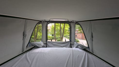 Willy – 4p Citroën Clever campervan uit 2024