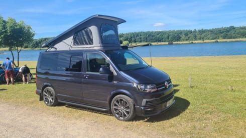 baloo – Baloo- T6  Highline SWB Transporter fully loaded Adventure ready