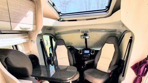 CAMPER HOLIDAY ***LUXURY CAMPER ***