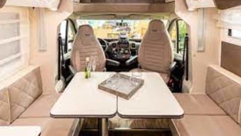 As good as new MC Louis 481 Semi-integrated for rent