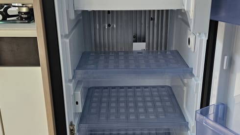 2p Rapido V68 Buscamper (2020) Length beds & Comfort