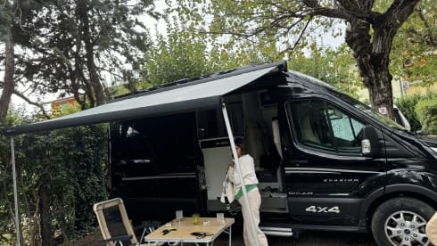 2p Ford bus uit 2023