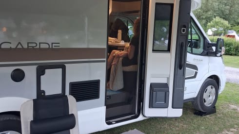 Luigi – 5p Ford semi-integrated uit 2026