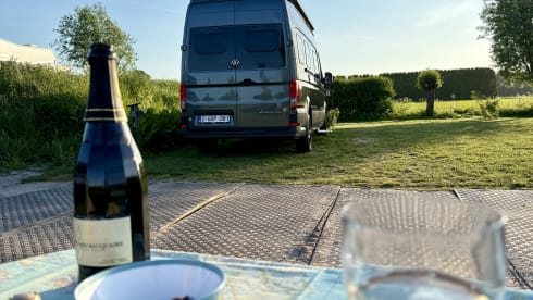 Daniël – Glamping with the Grand California!