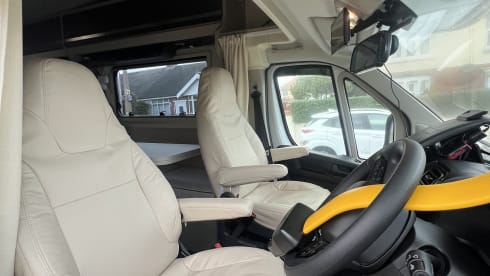 MotorSuite - MySuites – MotorSuite, 6 Berth - Fiat Seal 50