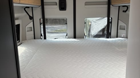 Adria Twin 640 SGX Supreme D AUTOMATIC