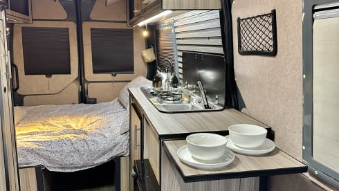 Shadow – Stylish 2 Berth Campervan 2022