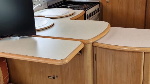 2 berth Peugeot semi-integrated from 2005