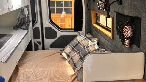 Big Easy – Stunning 4 Berth Custom VW Crafter (2024)