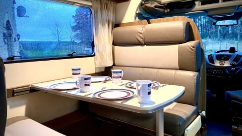 Our Mobile Apartment – 6 berth Chausson Flash
