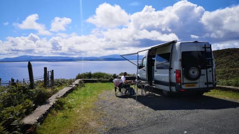 Gwen SteVANi β 2 Berth 2014 VW Crafter