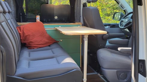 Bussie – 2p Volkswagen campervan uit 2014