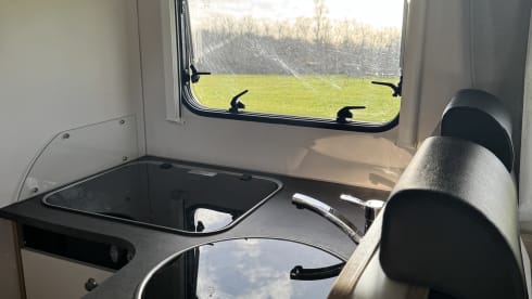 5p Citroën semi-integrated from 2019