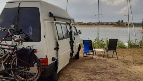 Camping-car VW Transporter T4, diesel.