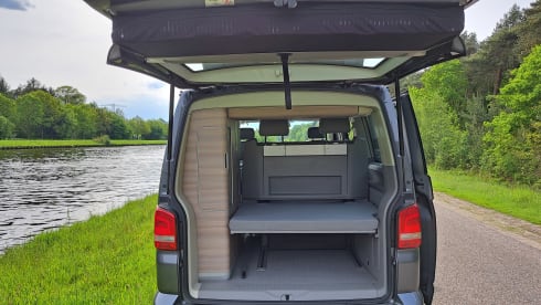 Volkswagen California T5 automatic 4P