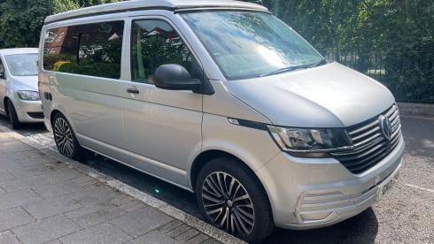 Silver Monte Carlo VW 2021 T6.1, solar panels & awning, sleeps 4