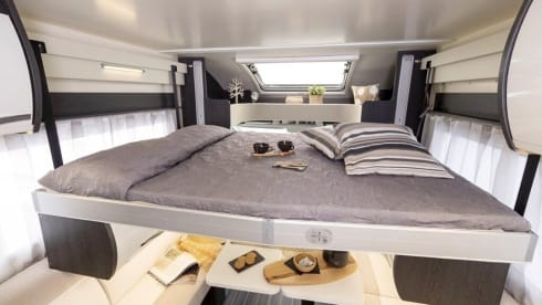 Bavarian Camper 5 – space miracle with 8 sleeping places