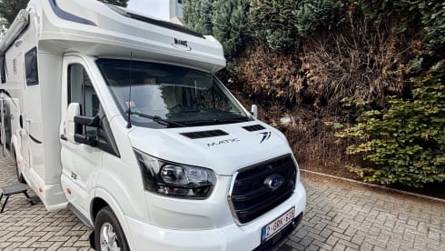 OK camper – 4p McLouis semi-integrated uit 2022