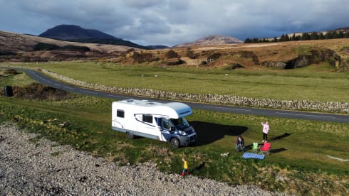 6 berth Swift Escape 686