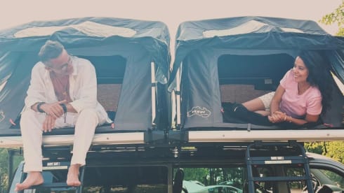 Rooftop party Van  – Volkswagen t5 rooftoptents 5/6 persoons. 