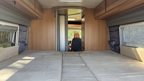  Pössl 2Win Fixed bed, Air conditioning, Single beds - Kingsize bed