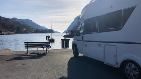 D-way to Travel – 4p Adria Mobil semi-integrated from 2020