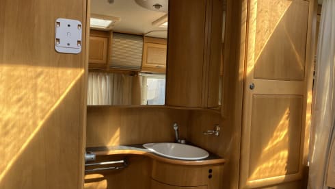 4p Hymer integrated uit 1998