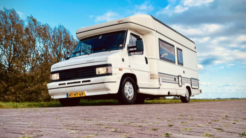 Freebird – 3p Bürstner semi-integrated from 1991