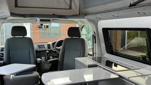 Colin – 4 berth Volkswagen campervan from 2017