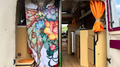 Rombo – Jessica ti presenta il suo van