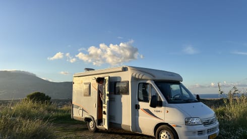 Sunny 🌞 – Fiat Dethleff - Incantevole camper per famiglie da 4 posti 