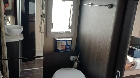 4p Ford semi-integrated uit 2023