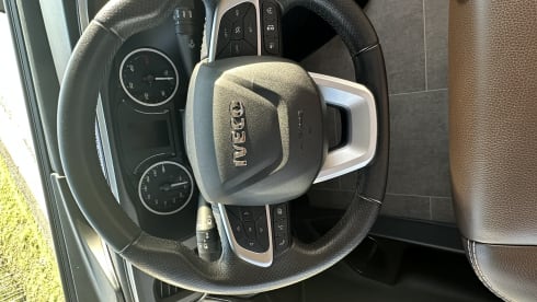 Hoge Luxe Mobilhome – Luxejacht op wielen