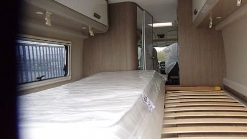 Vany – Fully equipped self-sufficient van