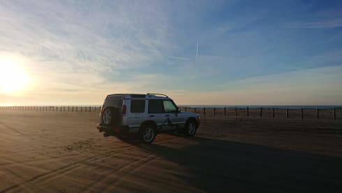 Disco II – Land Rover Discovery met rooftop tent uit 2002